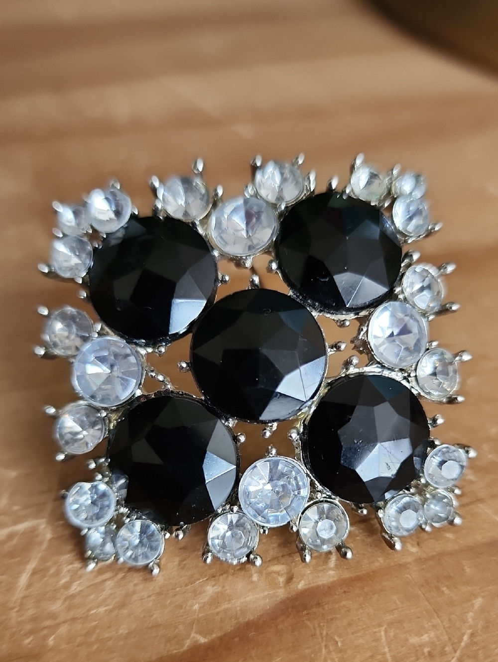 Elegant Black Crystal Cluster Ring - Women Jewelry